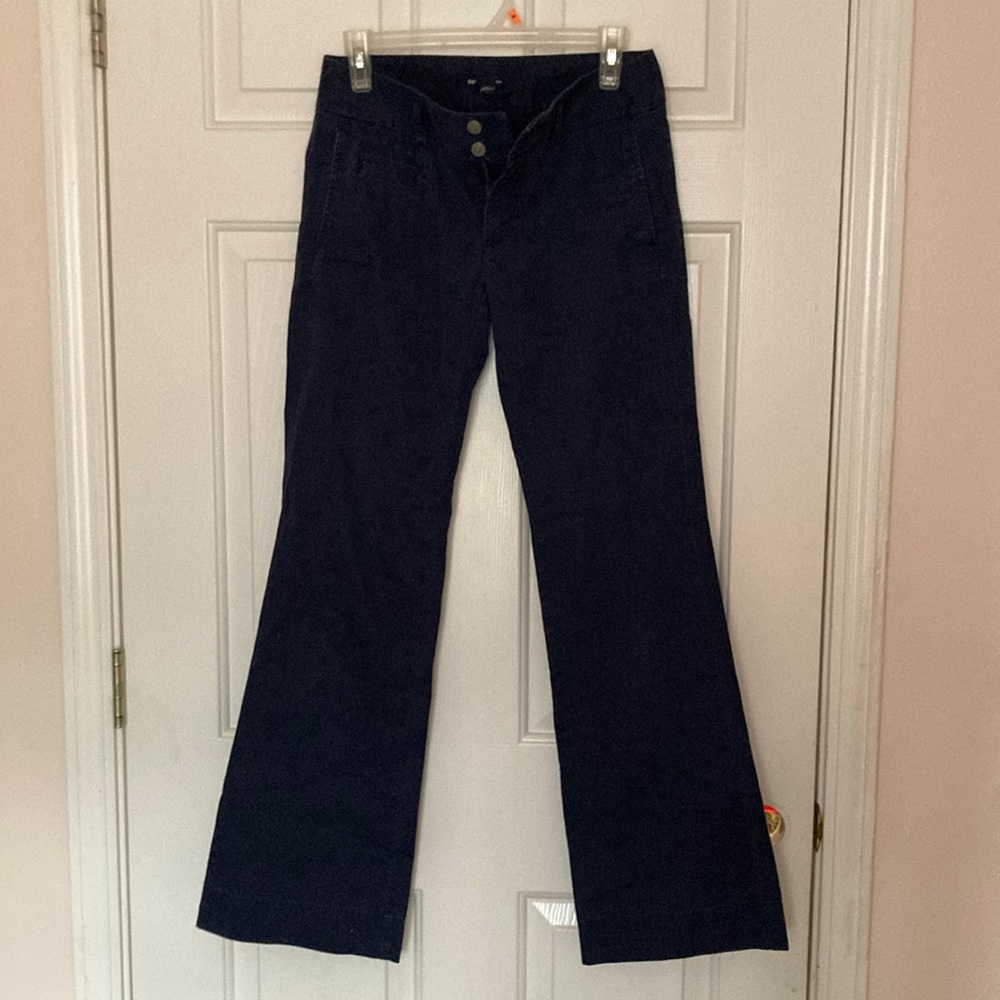 Women’s navy Gap bootcut flare pants